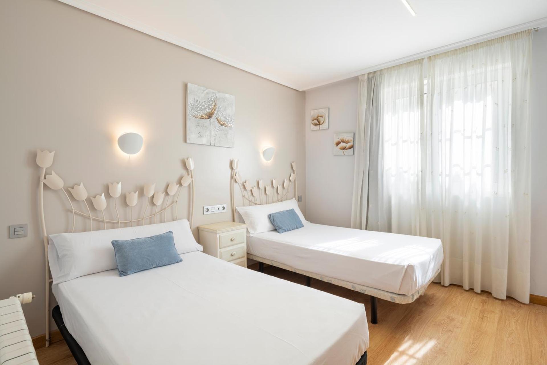 Hotel Alda Puerta Del Sol วิโก ภายนอก รูปภาพ